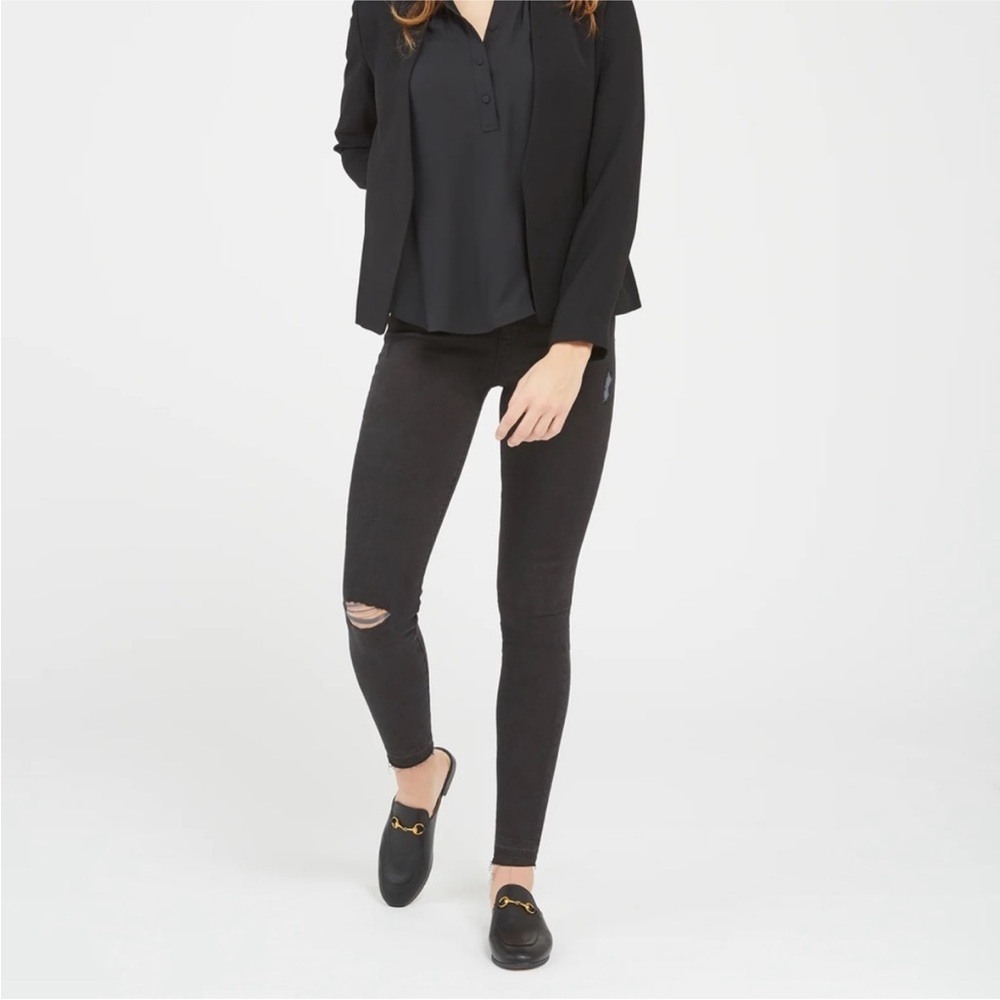 SPANX Vintage Distressed Ankle Skinny Jeans